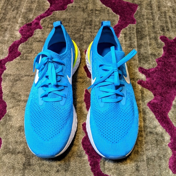 nike epic react size 9